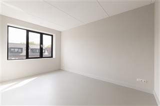 6 ruime slaapkamers 